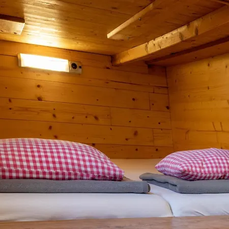 Skihuette * زامز